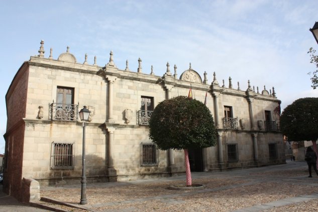 Palacio de los Deanes en la Plaza Nalvillos